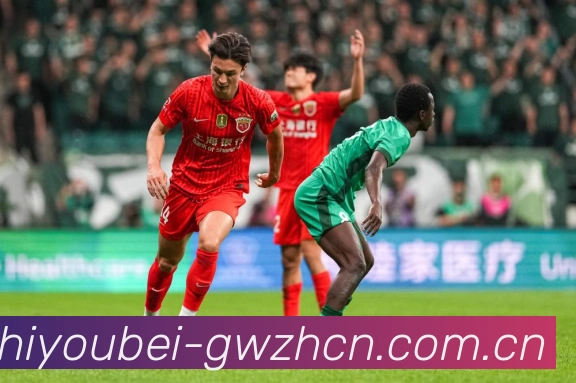 尼斯青年队赛季末表现抢眼创历史最佳战绩成长观察:最新赛事动态与深度分析 尼斯青年队赛季末表现抢眼创历史最佳战绩成长观察:最新赛事动态与深度分析